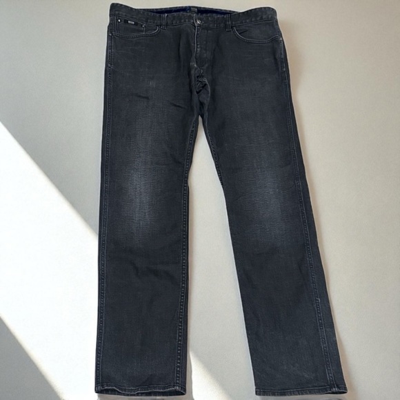 Hugo Boss Stretch Black Washed Jeans Capsule Comfort Chic Men's 38/34 - Picture 1 of 14
